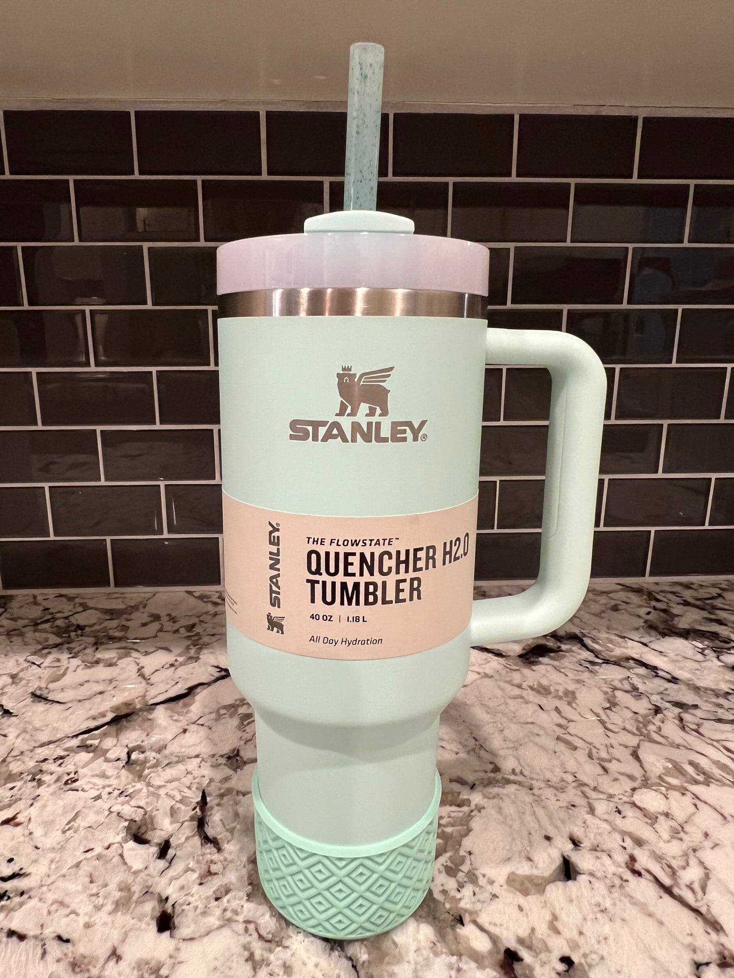 Green COLOR CHANGING Glitter Straw (40oz Tumbler)