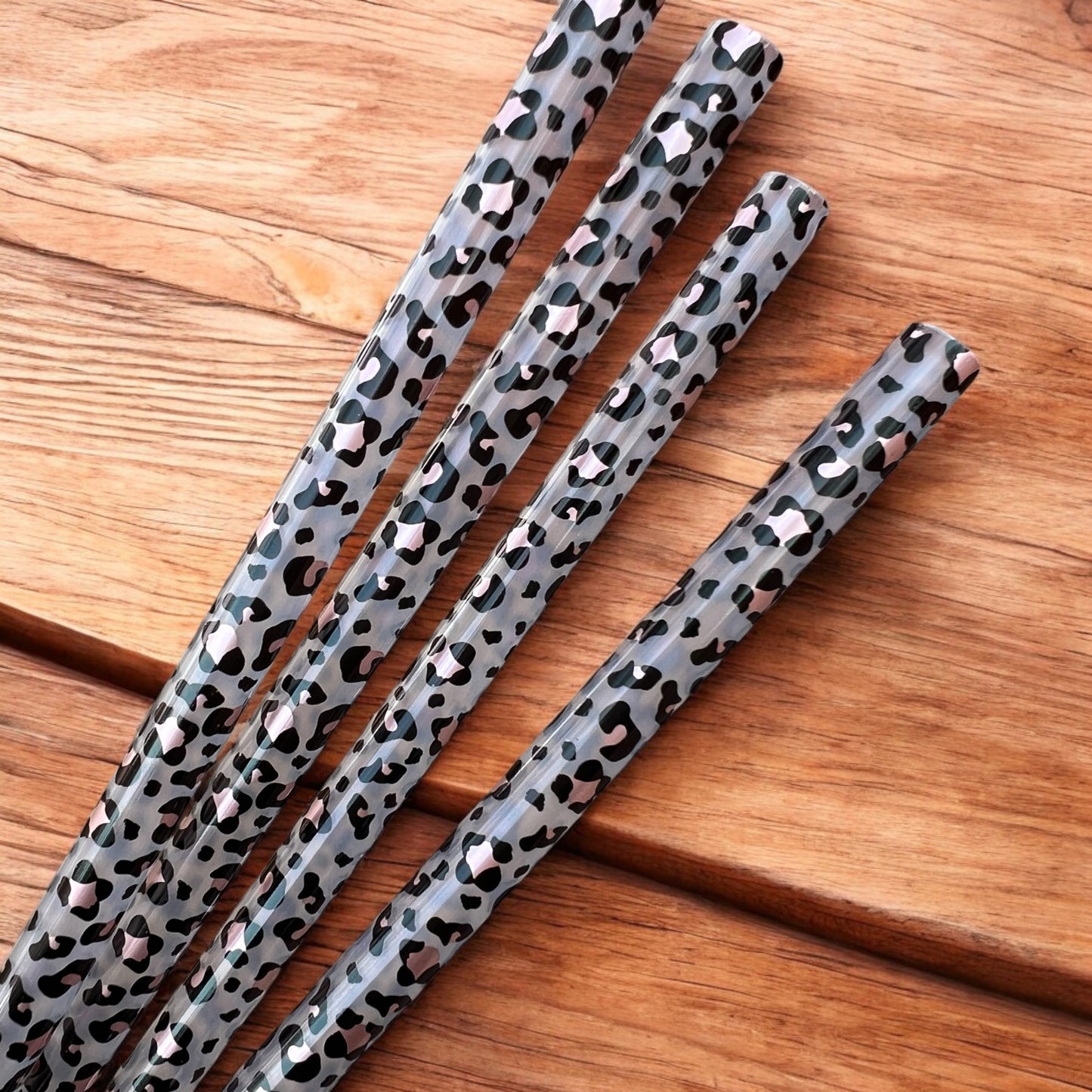 Clear Leopard Straw (40oz Tumbler)