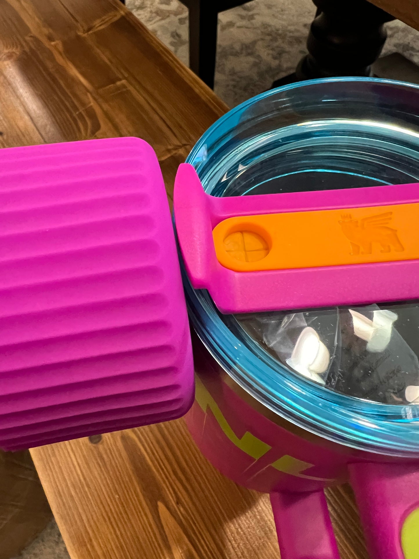 Violet Chamelean FLUTED Silicone Tumbler Boot