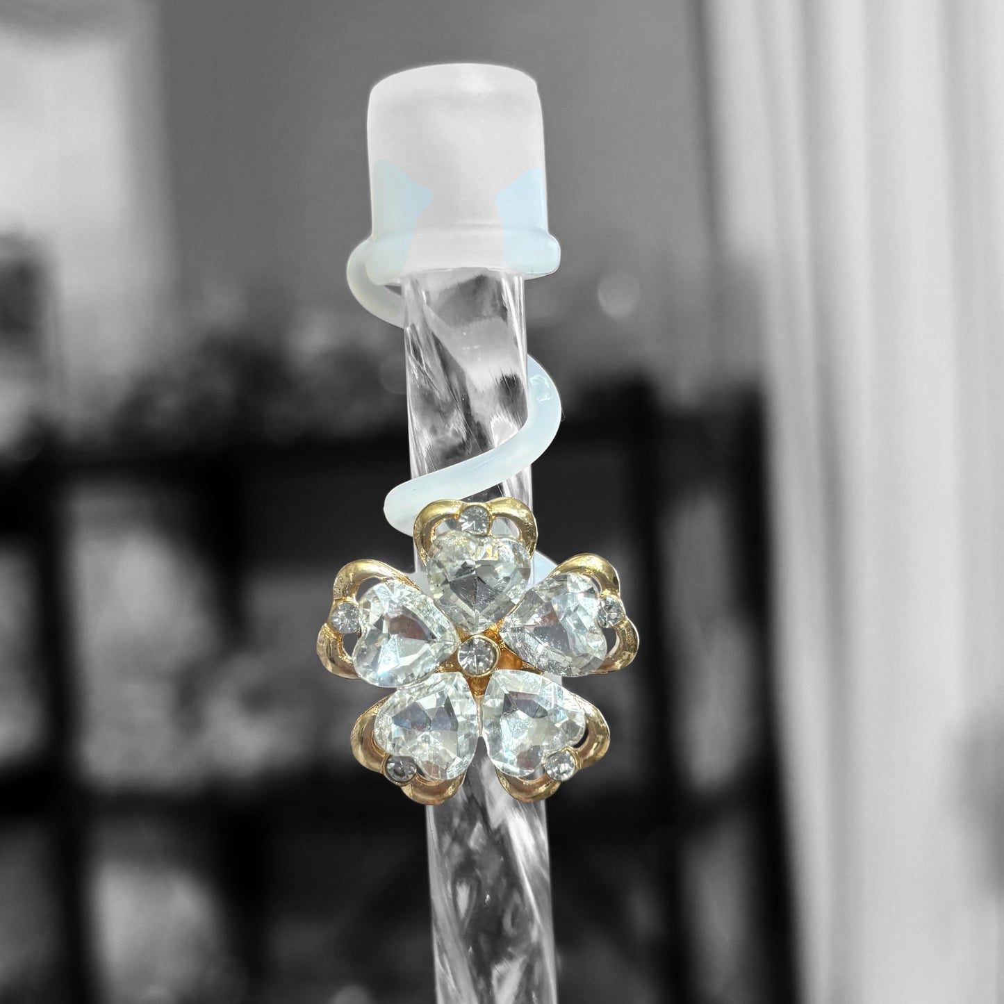 Clear Flower - Jeweled Topper 10mm