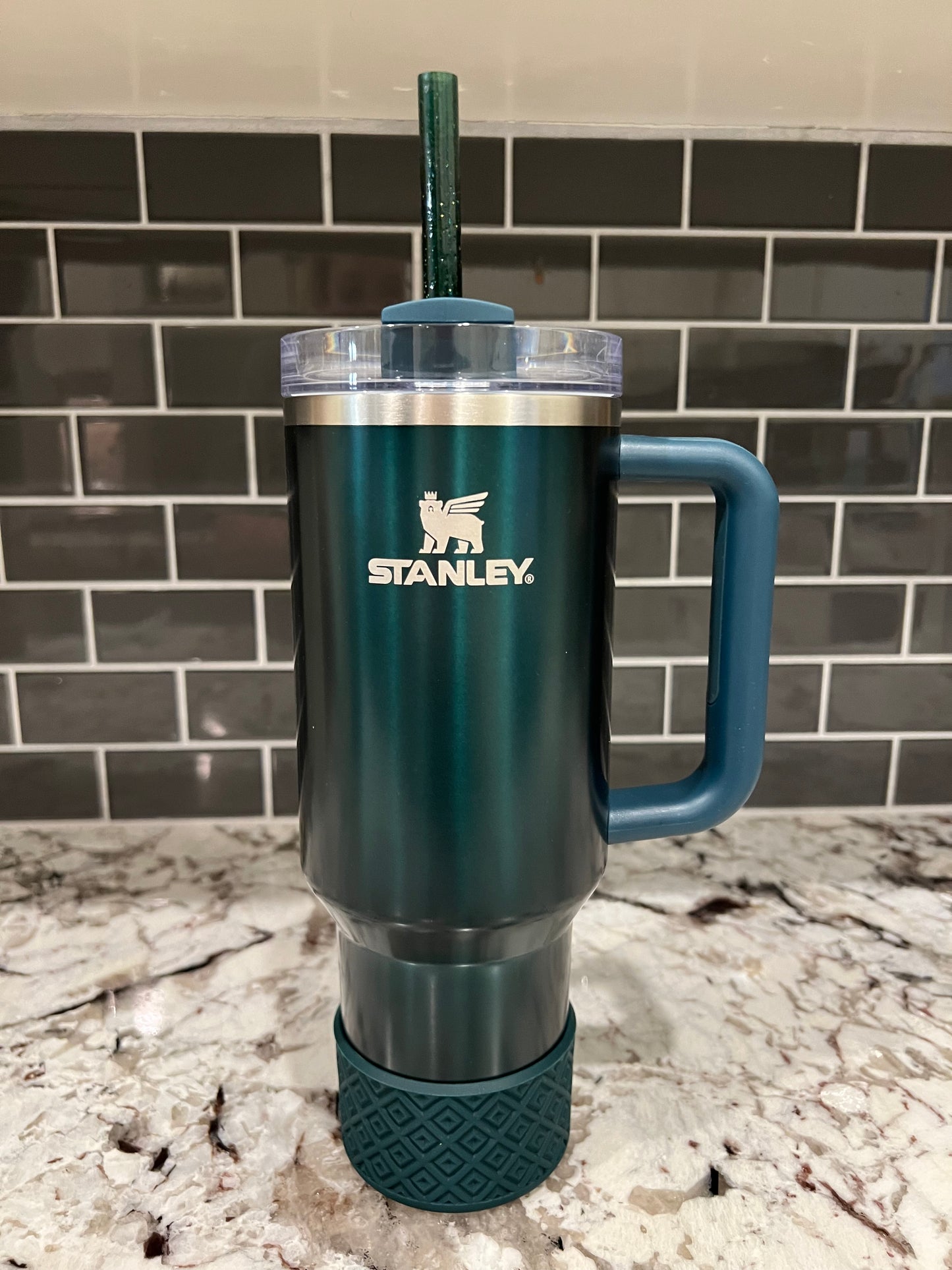 Dark Green Glitter Straw (40oz Tumbler)