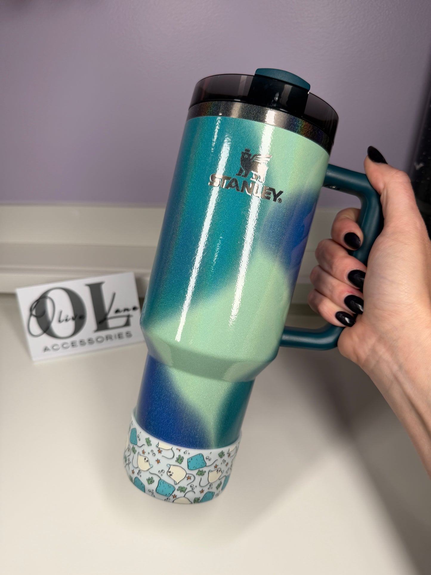 Smiling Stingray - Silicone Tumbler Boot