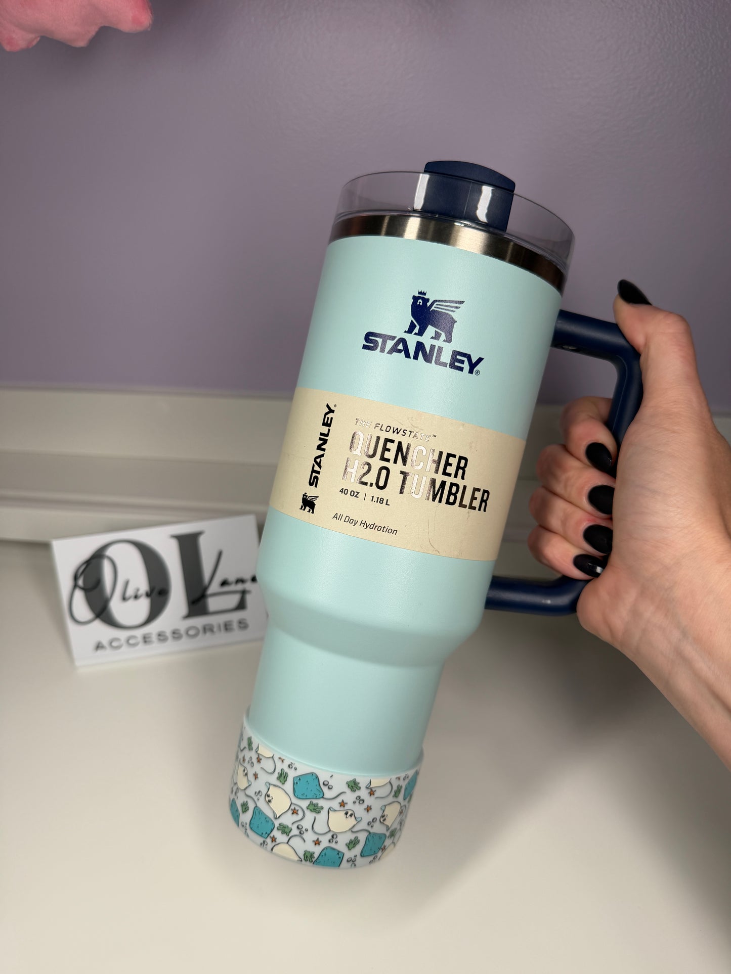 Smiling Stingray - Silicone Tumbler Boot