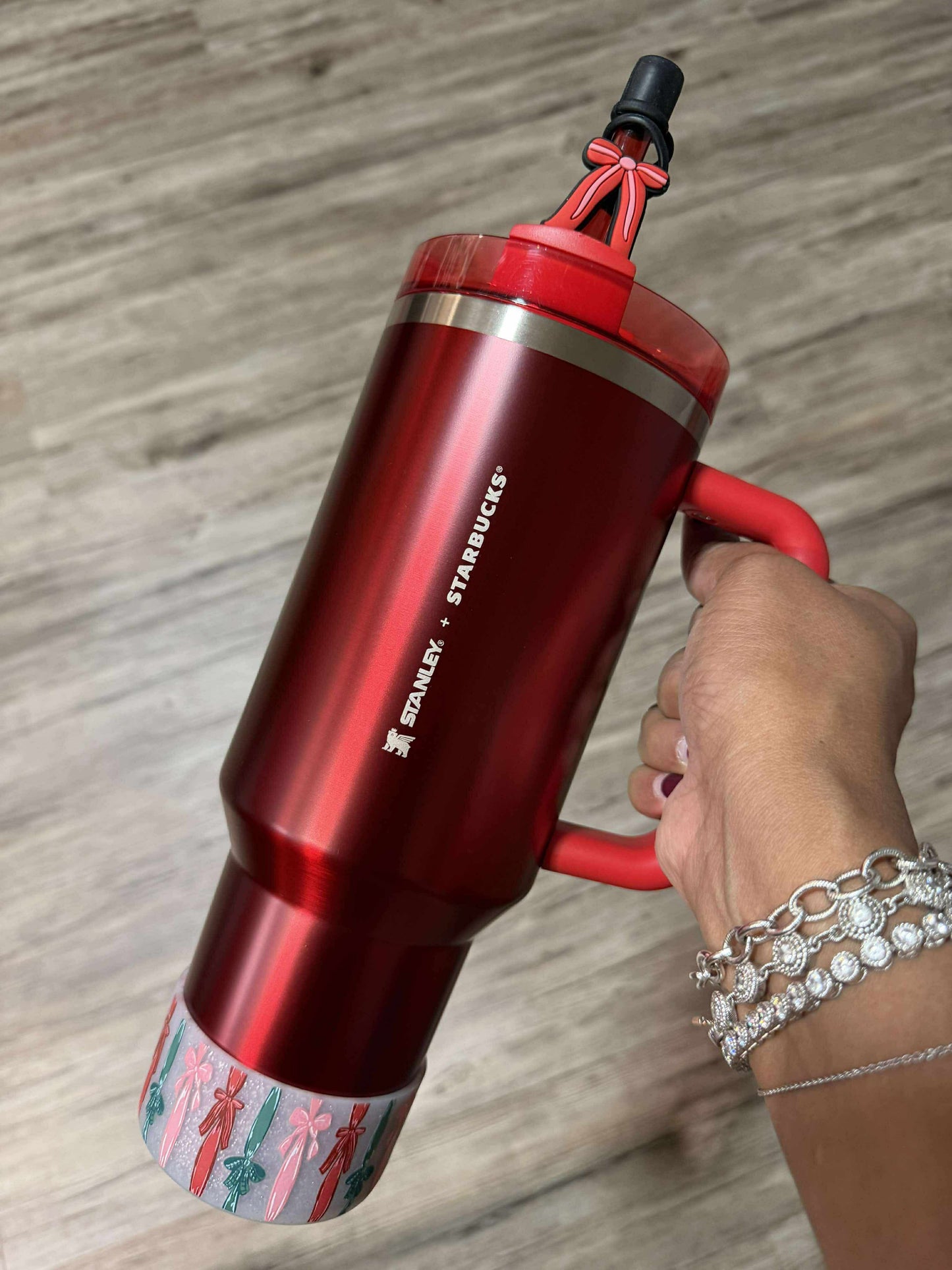 Ribbons & Bows Glitter - 3D Silicone Tumbler Boot