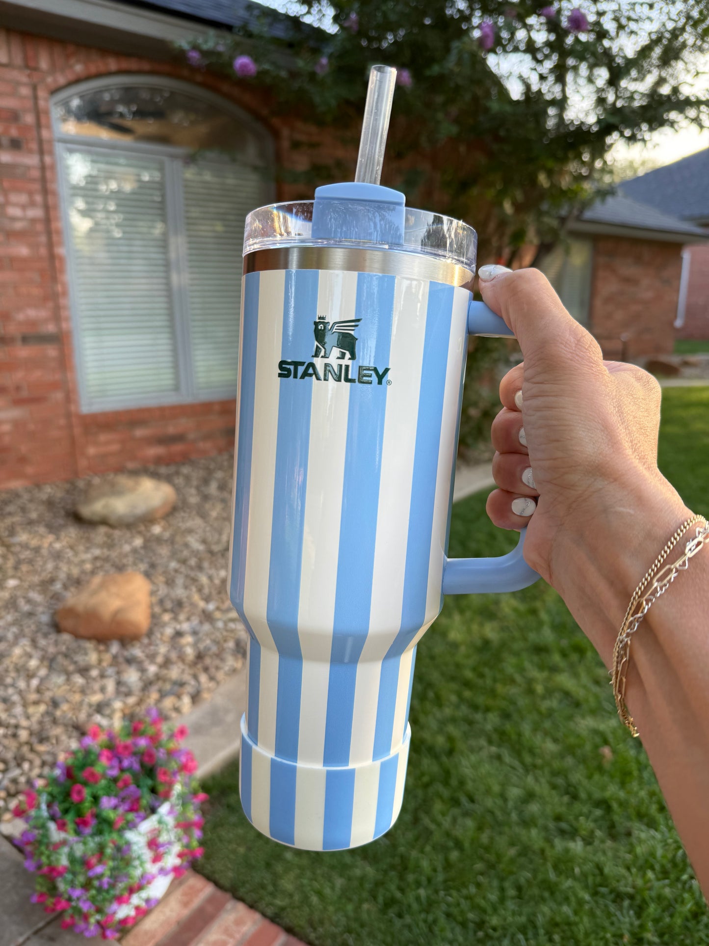 Cornflower Cabana - Silicone Tumbler Boot