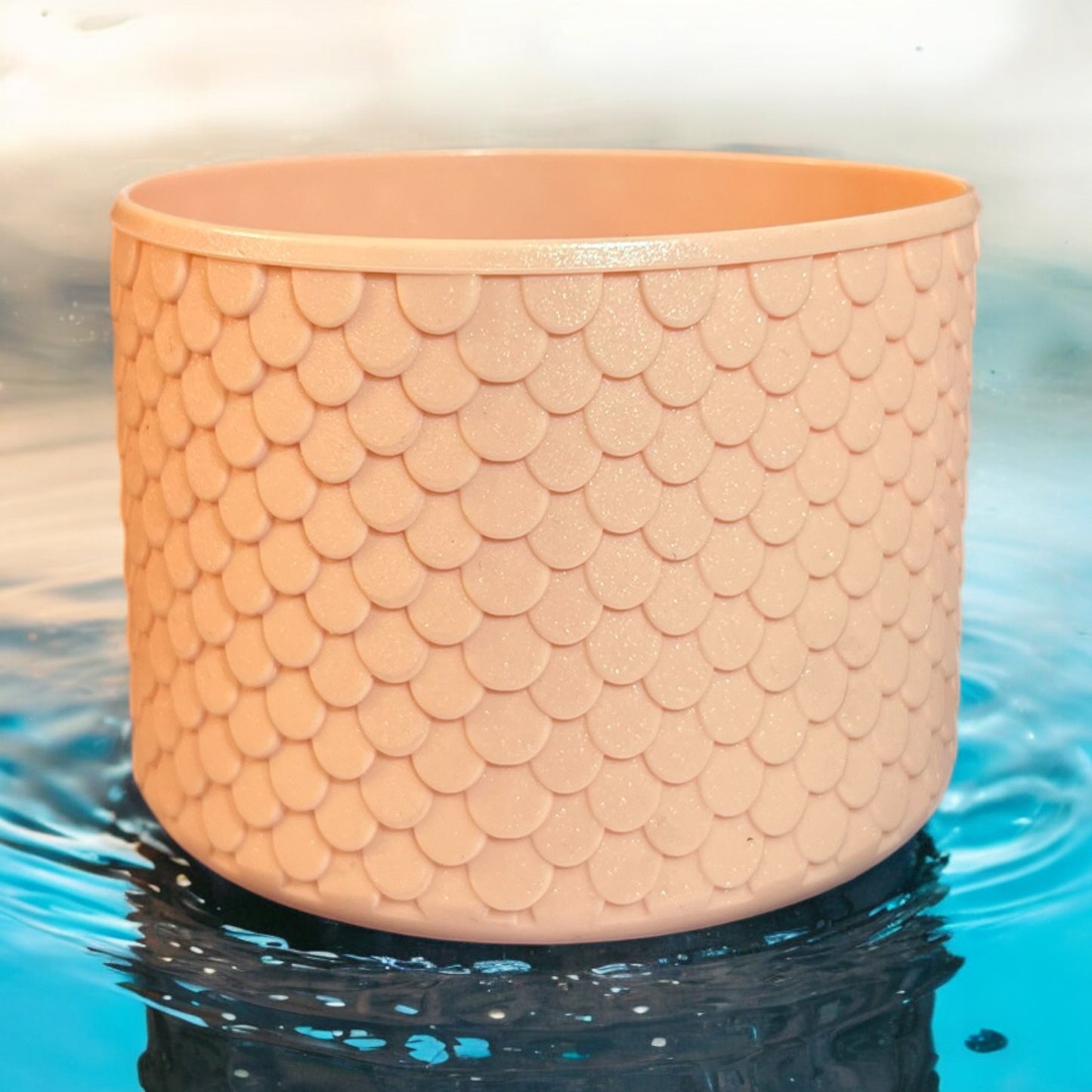 TALL Peach Champagne SCALES 8.5cm Silicone Tumbler Boot