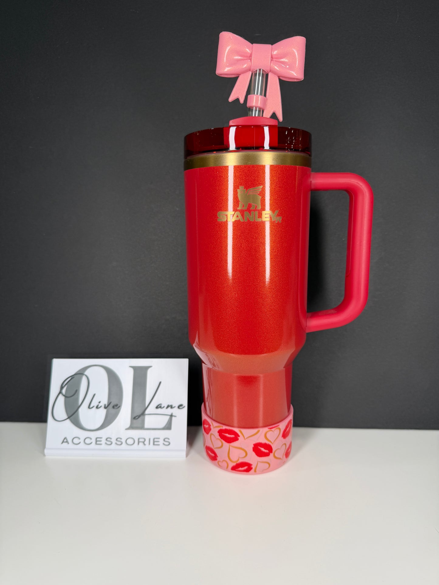 Kiss Me Blush Metallic - 3D Silicone Tumbler Boot