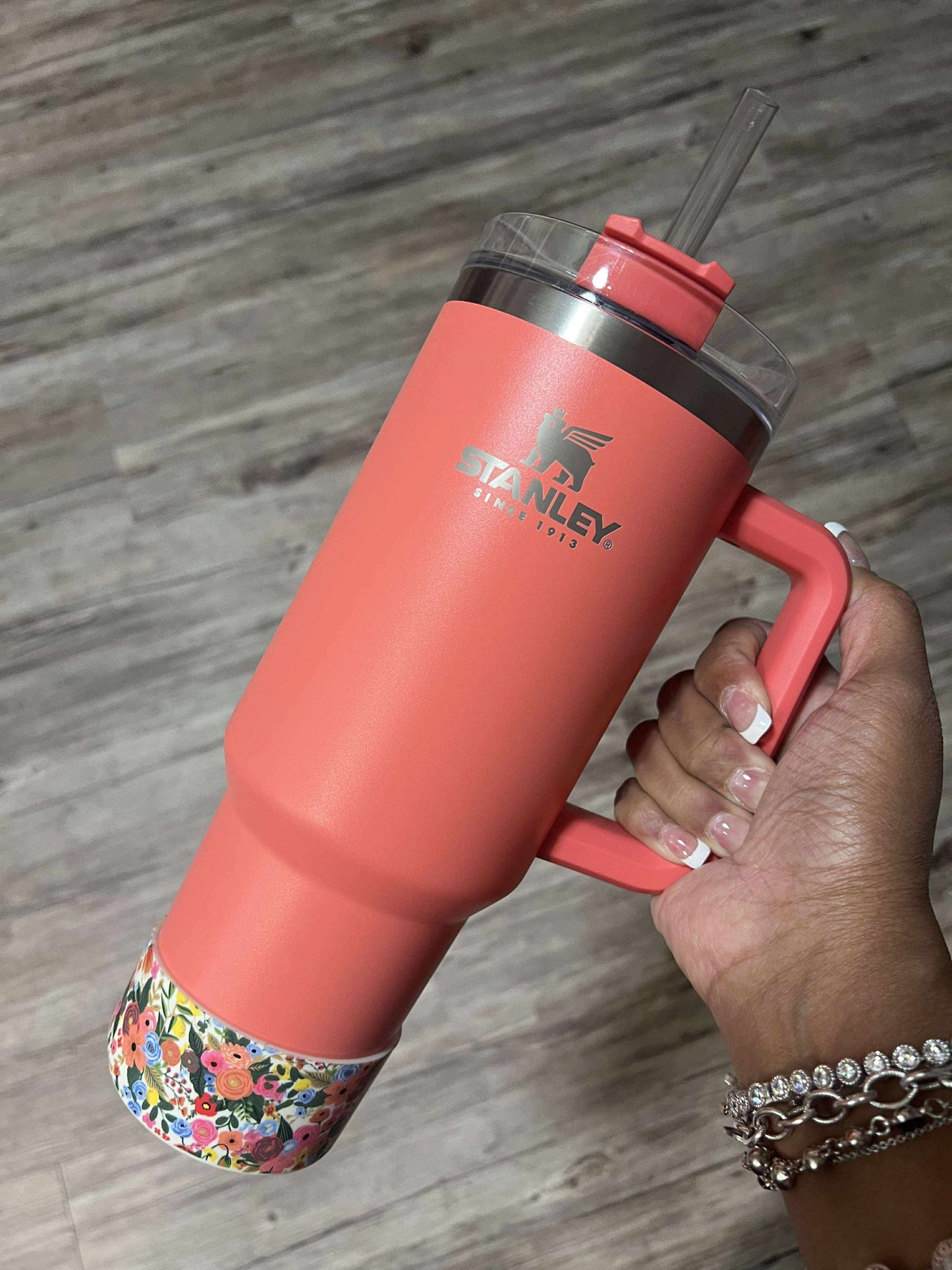 Garden Party Cream - Silicone Tumbler Boot