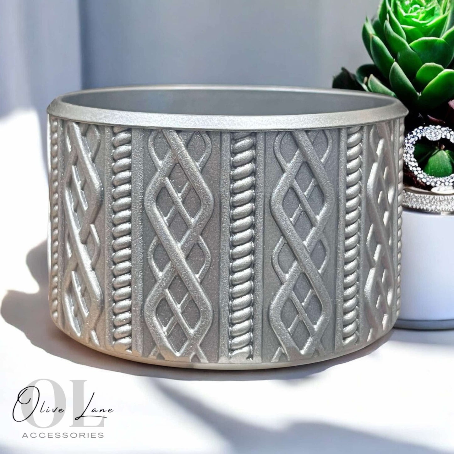 Silver Metallic - SWEATER Silicone Tumbler Boot