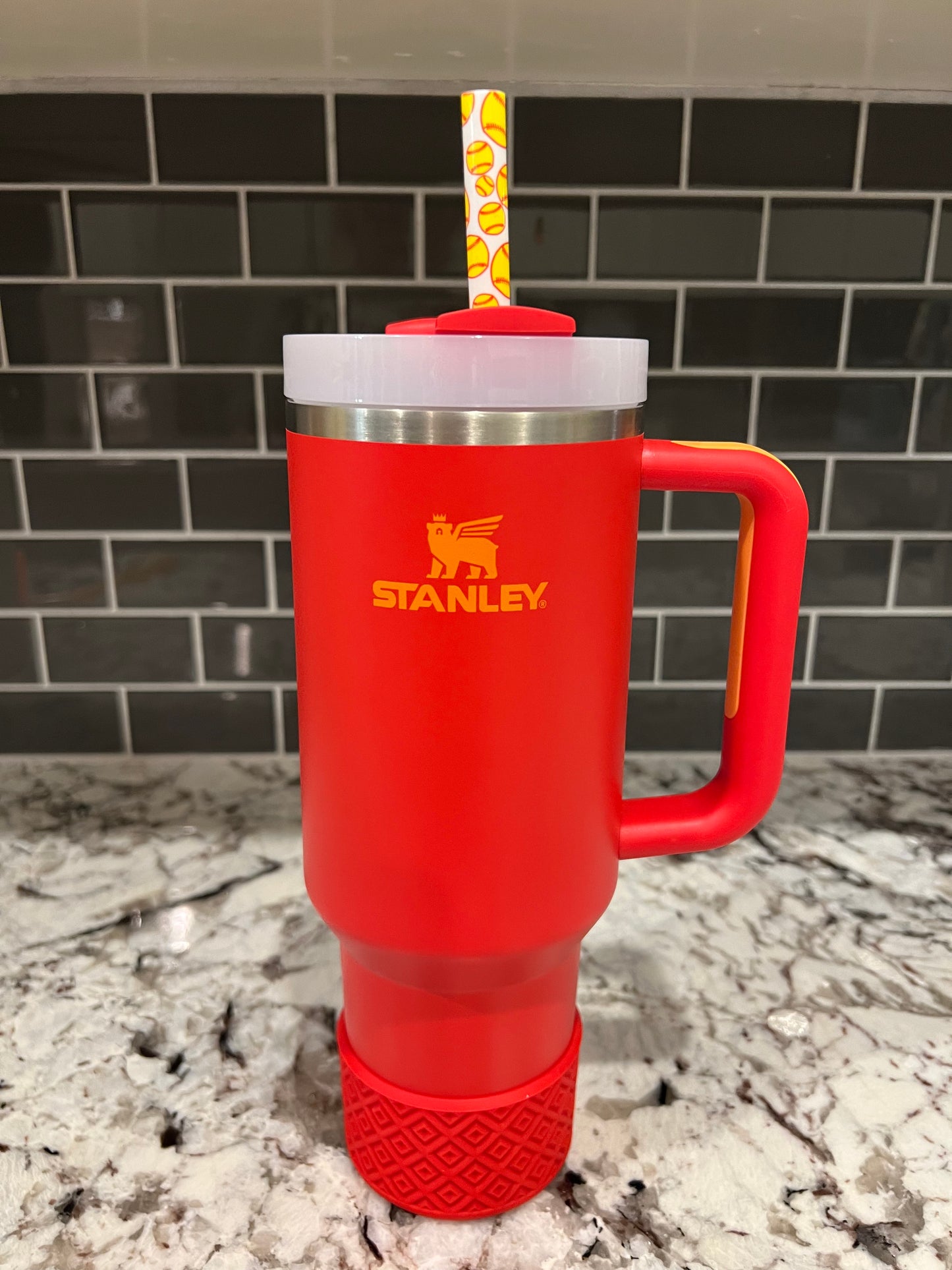 White Softball Straw (40oz Tumbler)