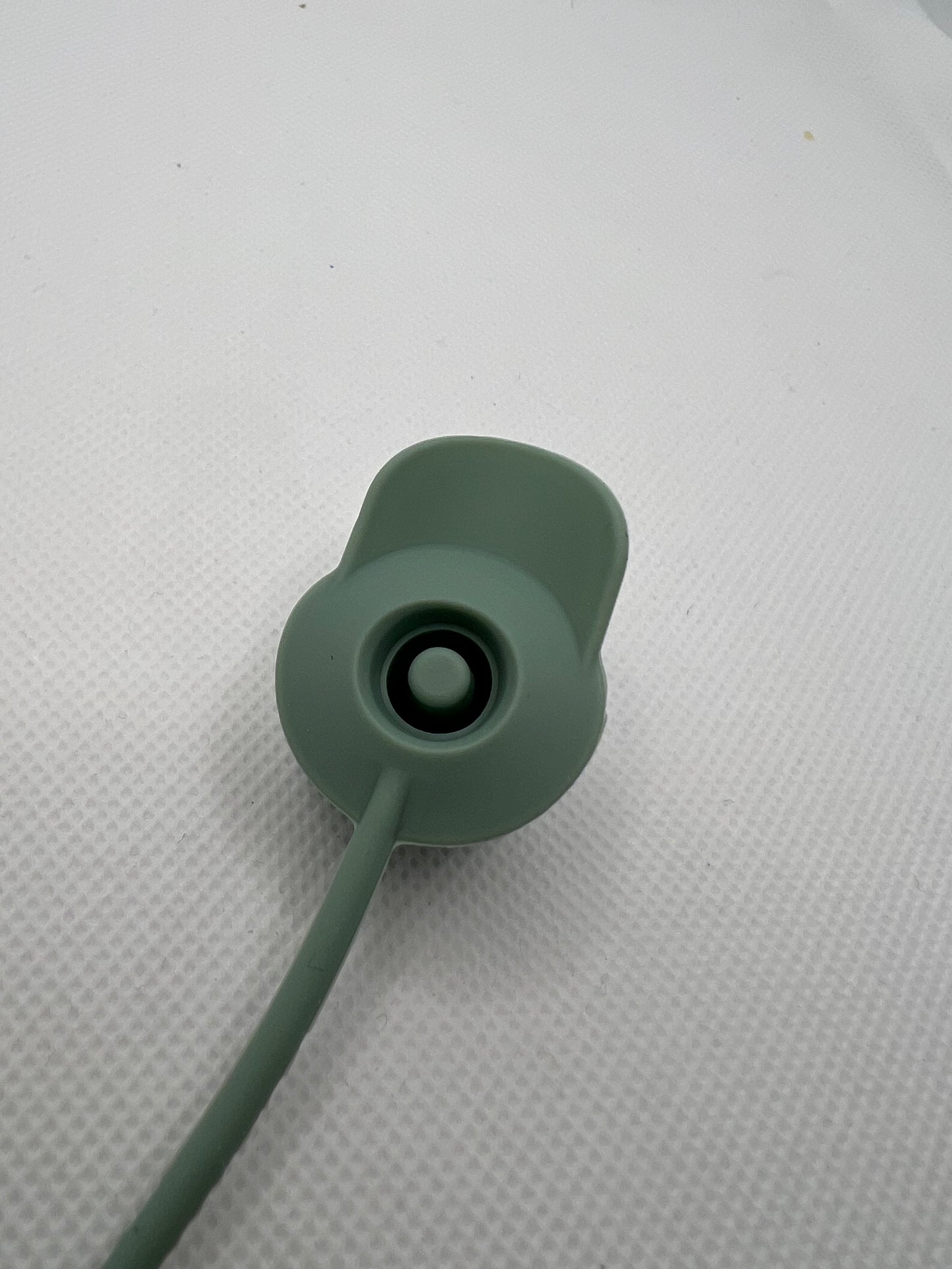 Green Ballcap Silicone Straw Topper 10mm