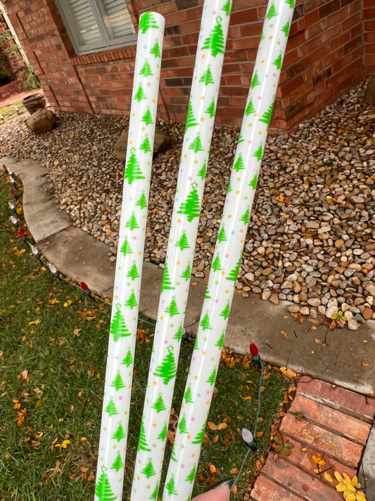 White Christmas Tree Straw (40oz Tumbler)