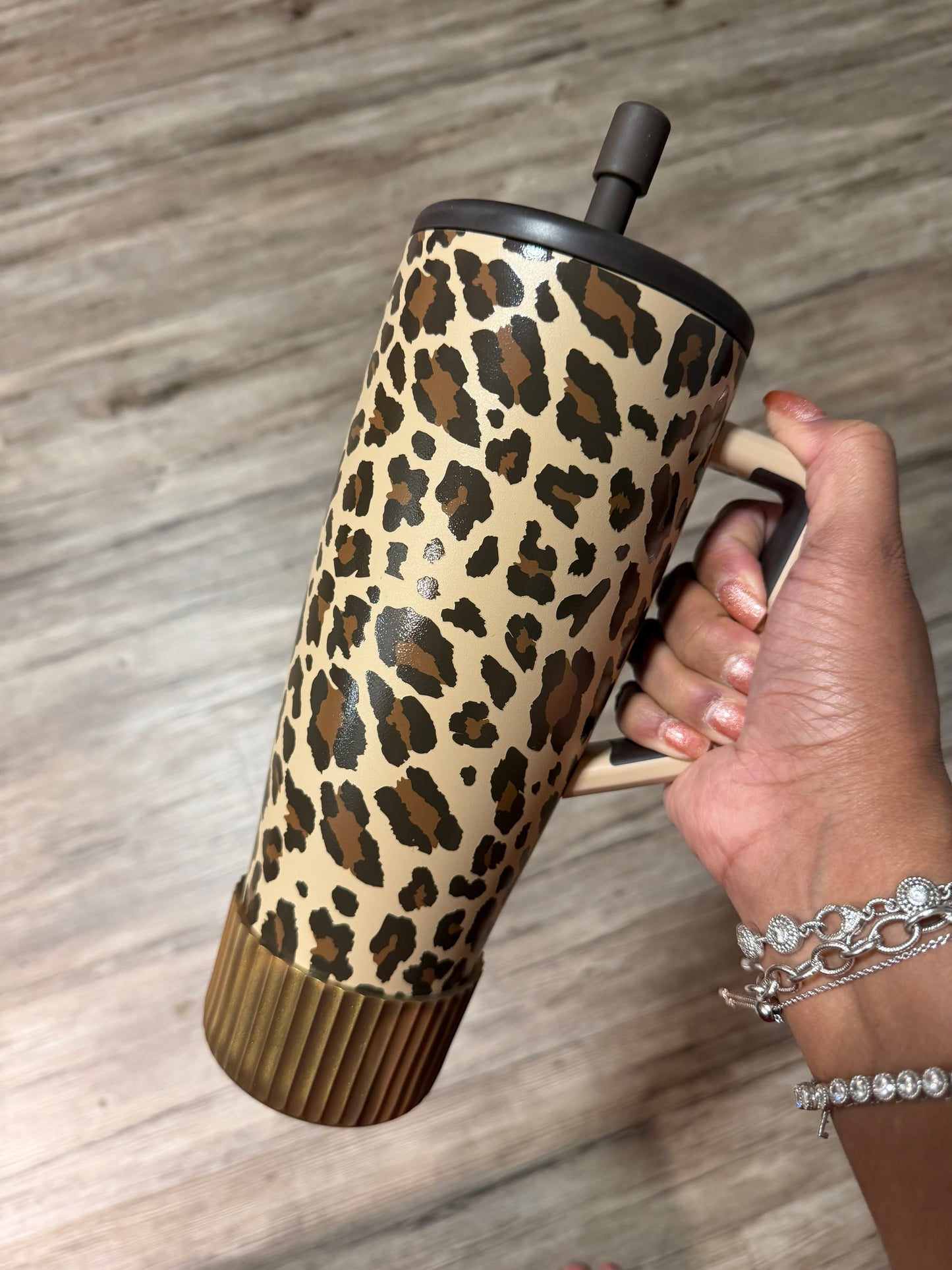 Bronze Swirl FLUTED - Silicone Tumbler Boot
