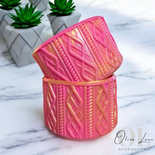 Glinda Pink Gold SHIMMER - SWEATER Silicone Tumbler Boot