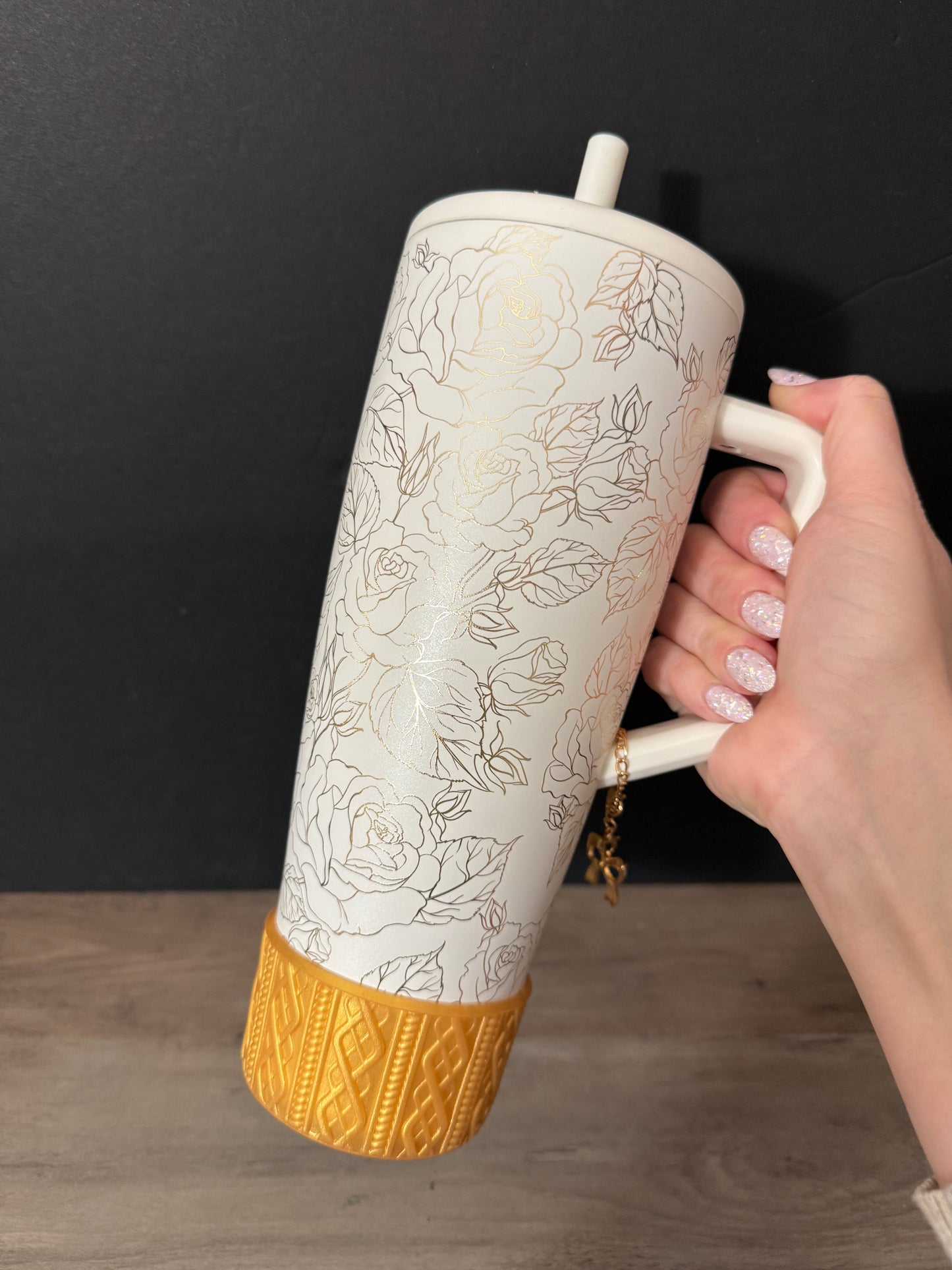 Gold Metallic - SWEATER Silicone Tumbler Boot