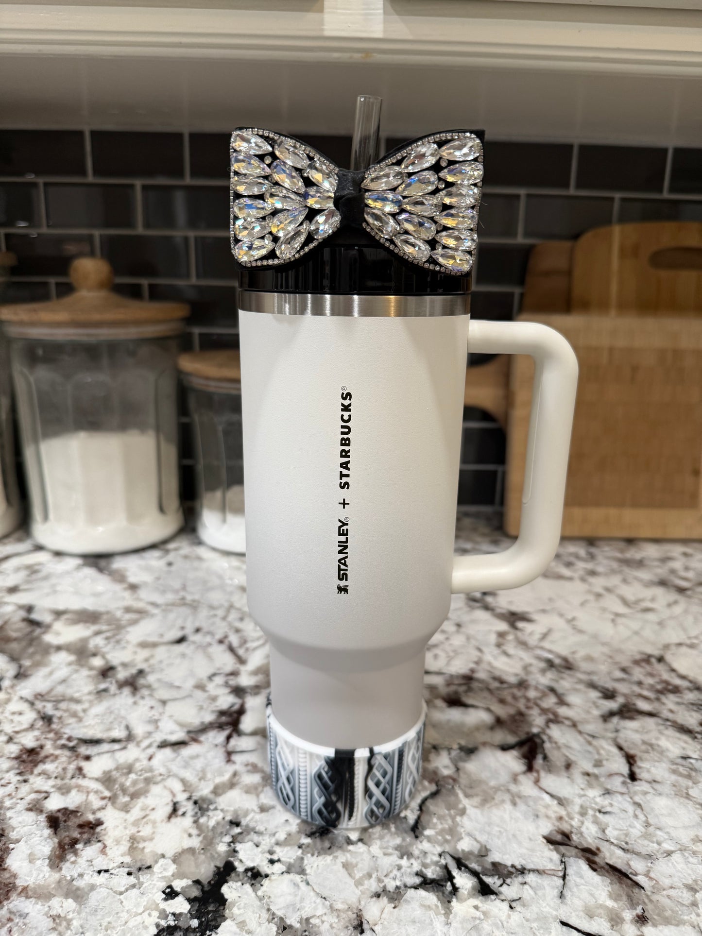 Black Jeweled - Boujee Tumbler Bow