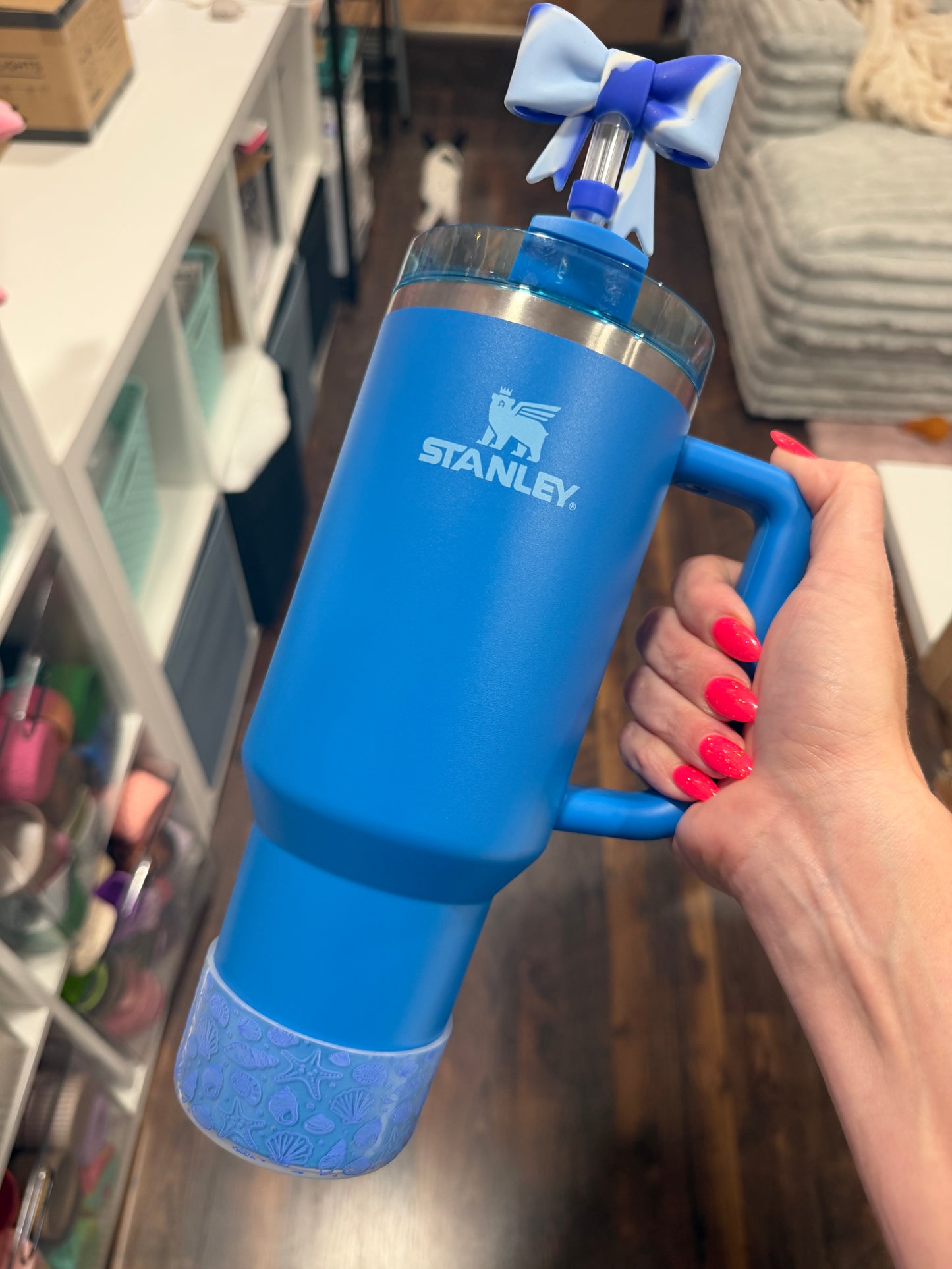 Coastal Shells CLEAR- 3D Silicone Tumbler Boot