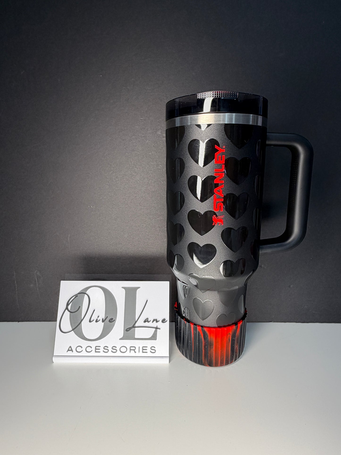Black Red Shiny FLUTED - Silicone Tumbler Boot