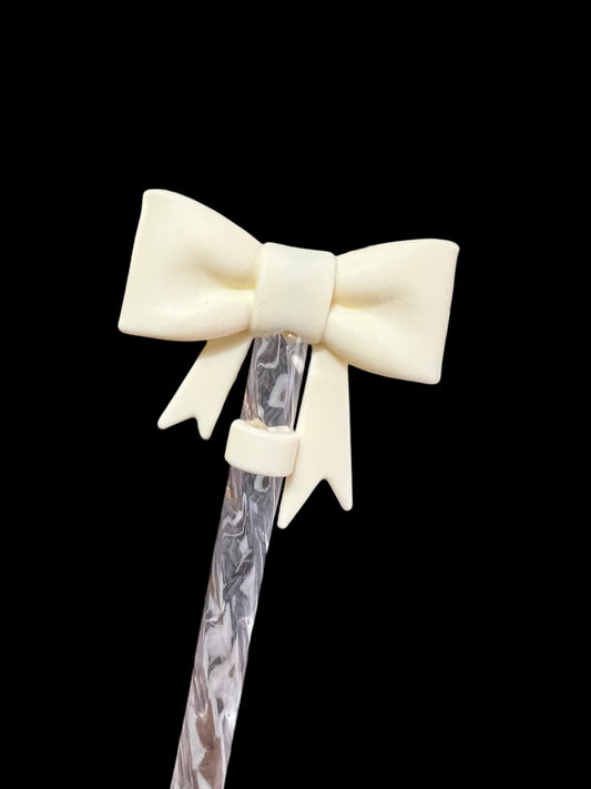 Cream Large Bow Silicone Straw Topper 10mm