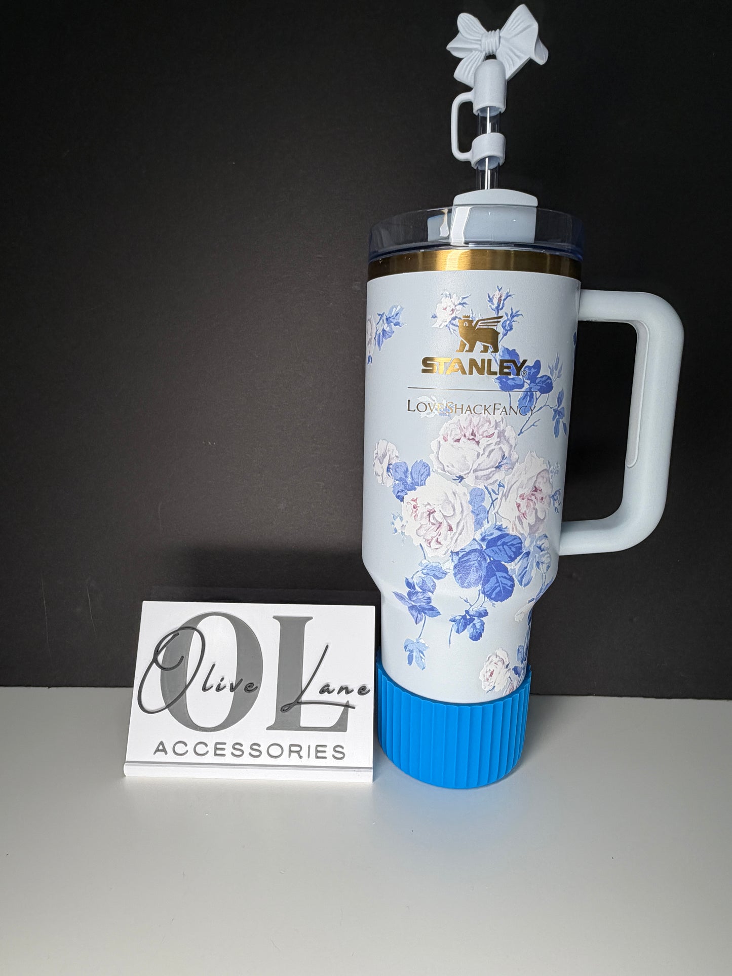 Azure Blue FLUTED - Silicone Tumbler Boot