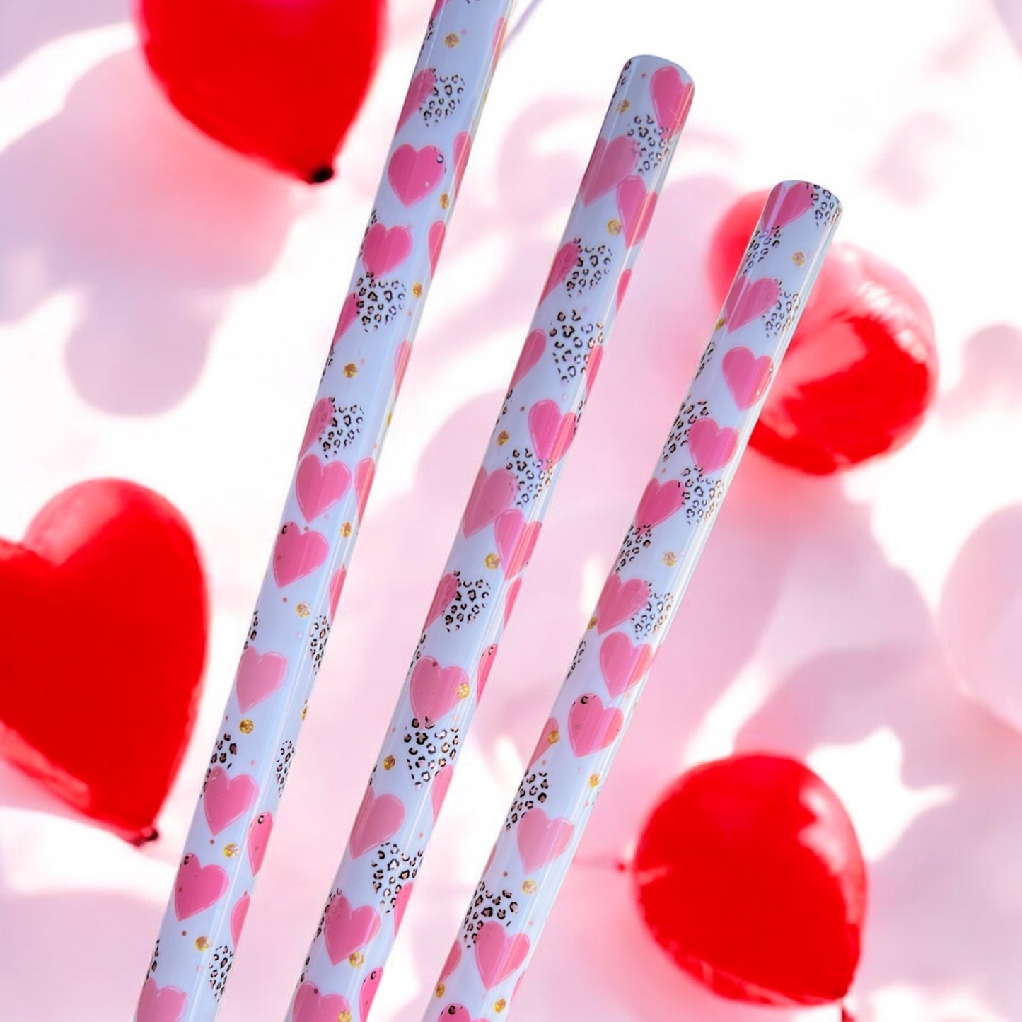 White Pink Hearts Straw (40oz Tumbler)