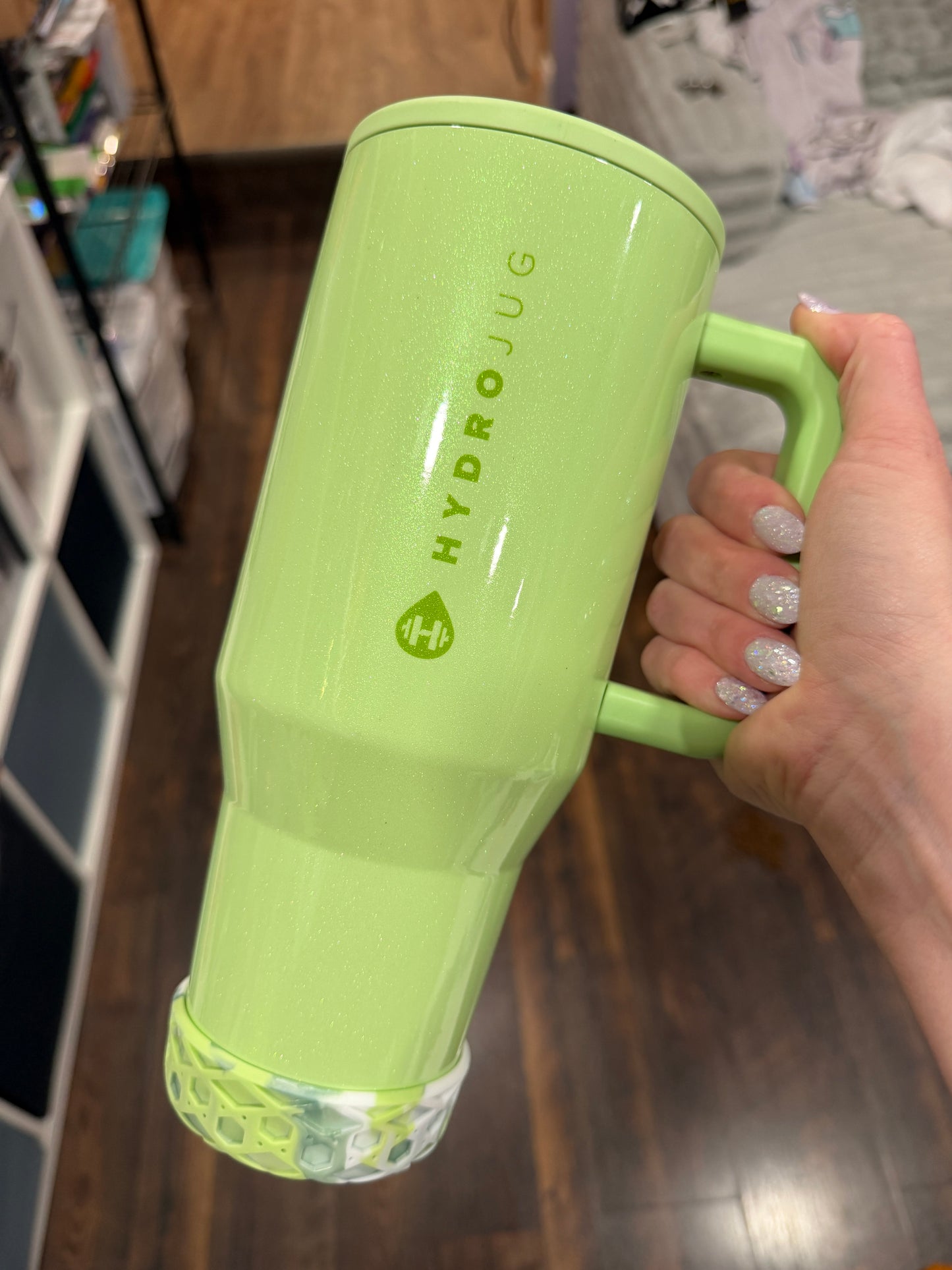 Green White Swirl SHIIMMER Shorty Waffle 3" - Silicone Tumbler Boot