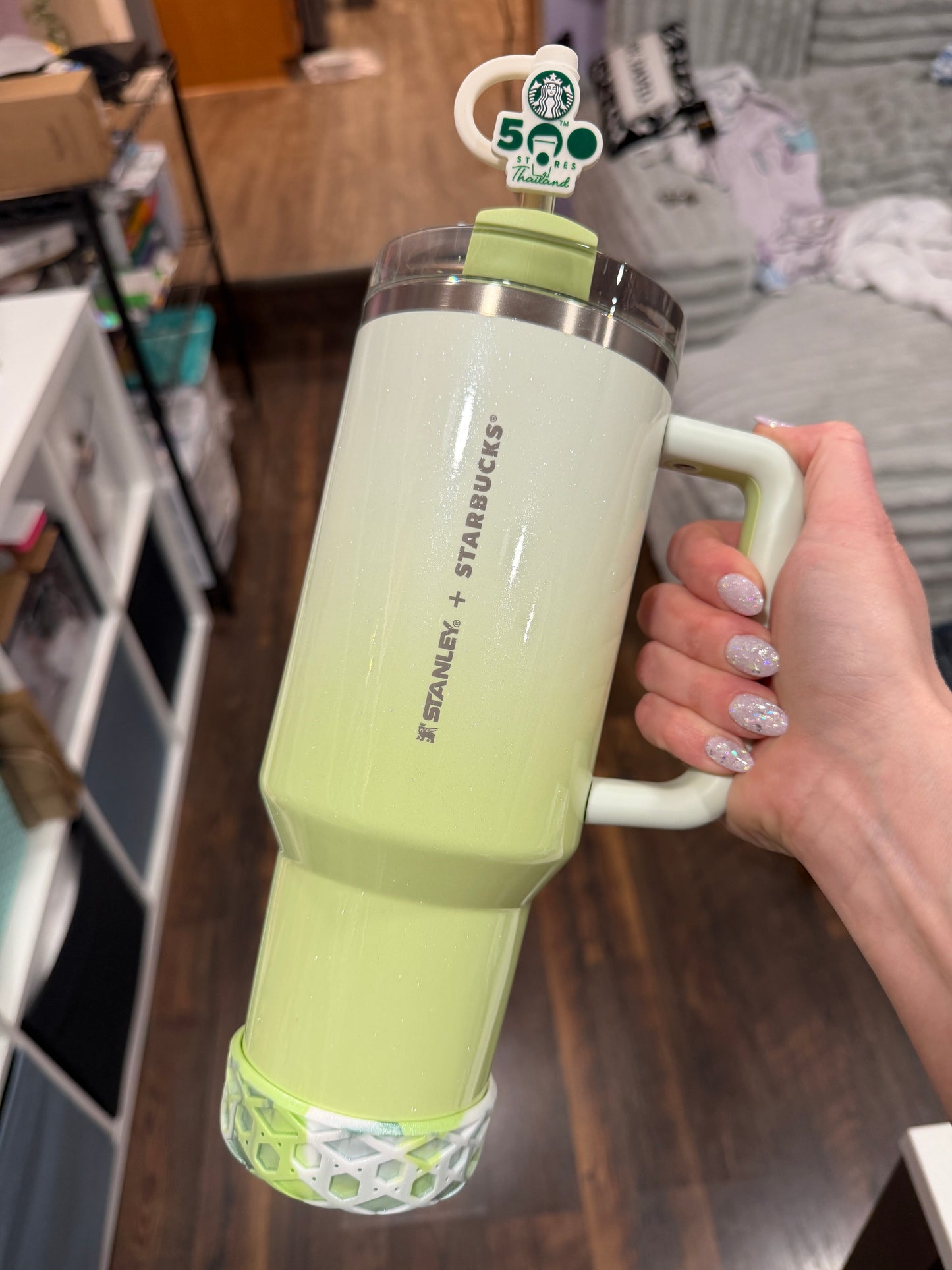 Green White Swirl SHIIMMER Shorty Waffle 3" - Silicone Tumbler Boot