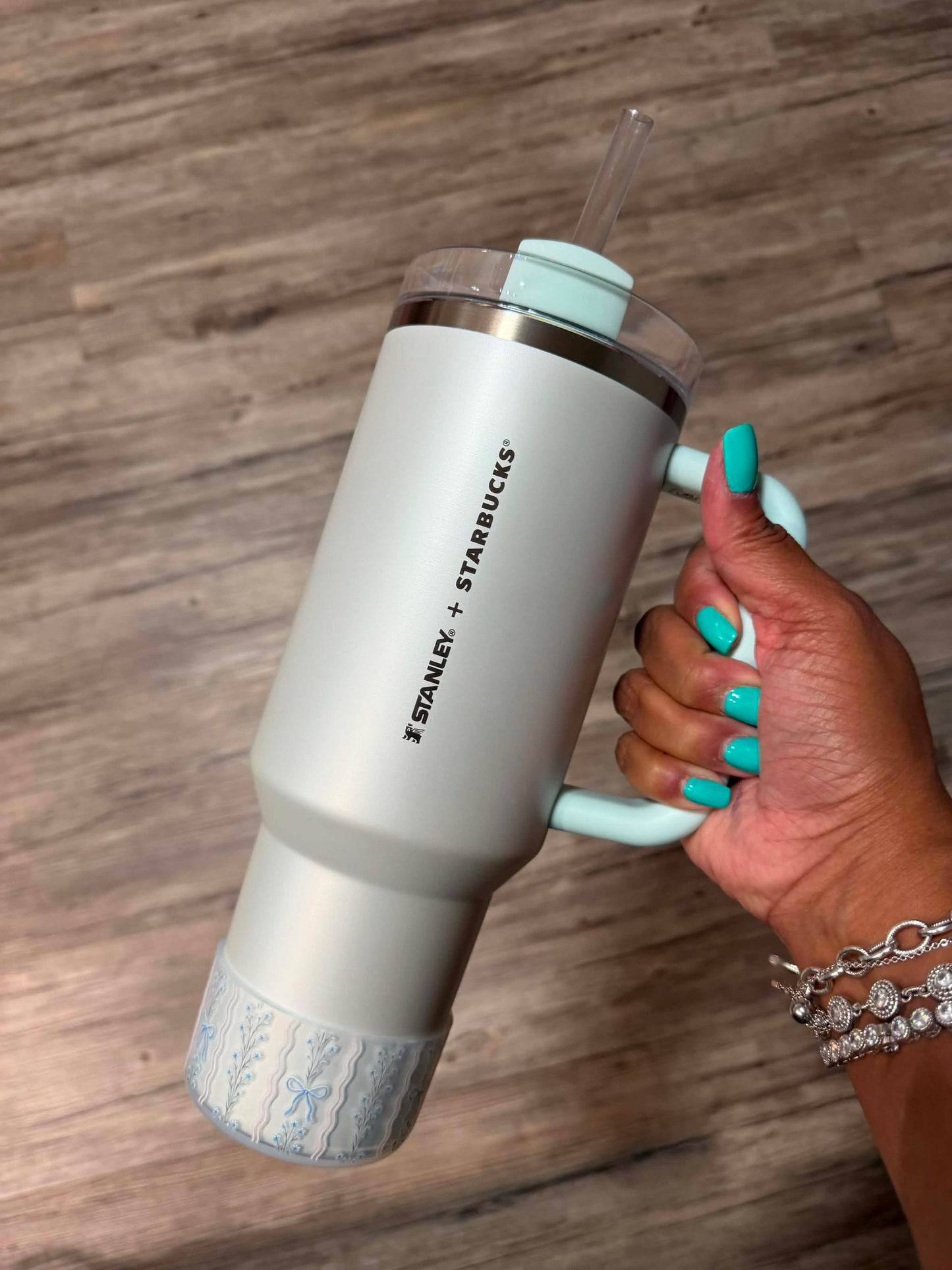 Forget Me Knot Bows CLEAR - 3D Silicone Tumbler Boot