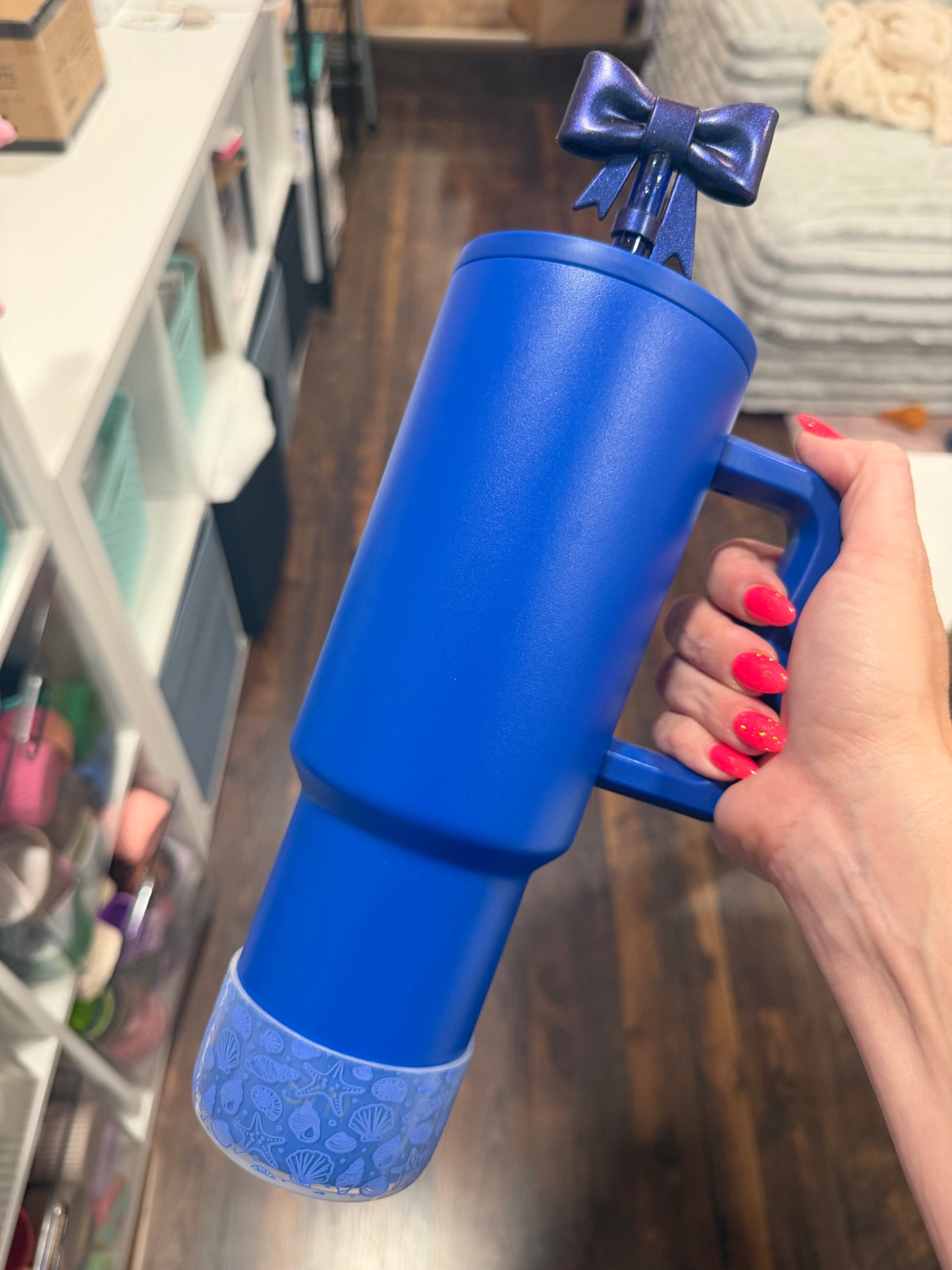 Coastal Shells CLEAR- 3D Silicone Tumbler Boot
