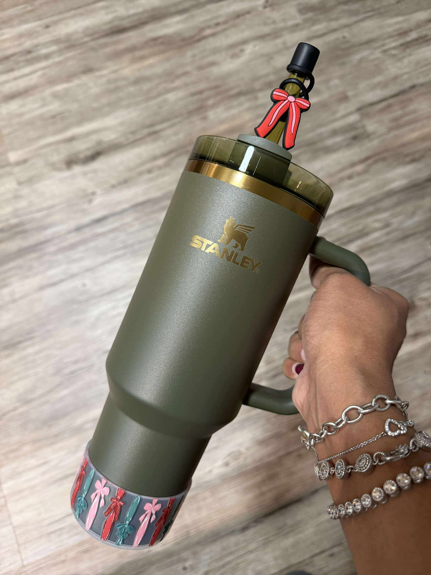 Ribbons & Bows Clear - 3D Silicone Tumbler Boot