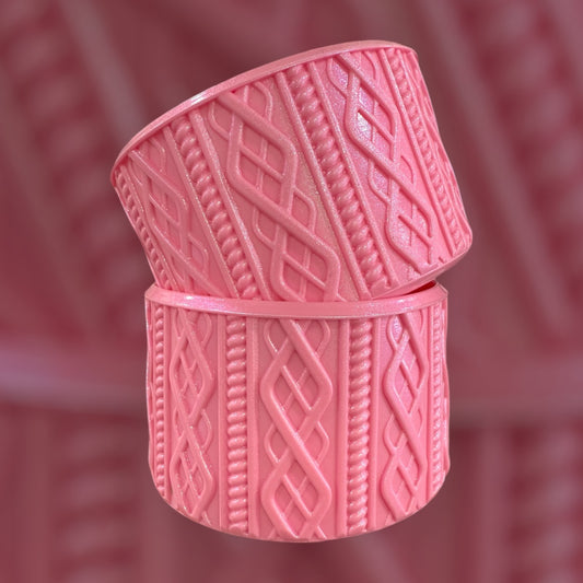 Bubblegum SHIMMER - SWEATER Silicone Tumbler Boot