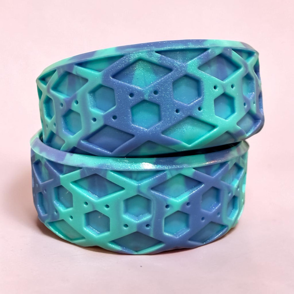Ocean Breeze SHIMMER Shorty Waffle - Silicone Tumbler Boot
