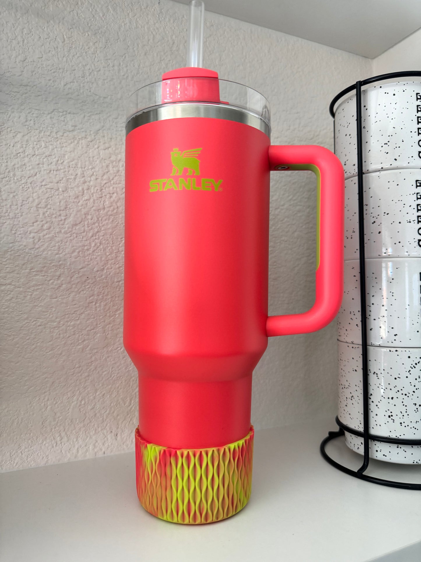 Hibiscus Lime WAVES Silicone Tumbler Boot