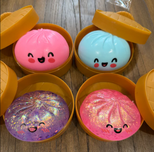 Dumpling Squishy Toy In Steamer